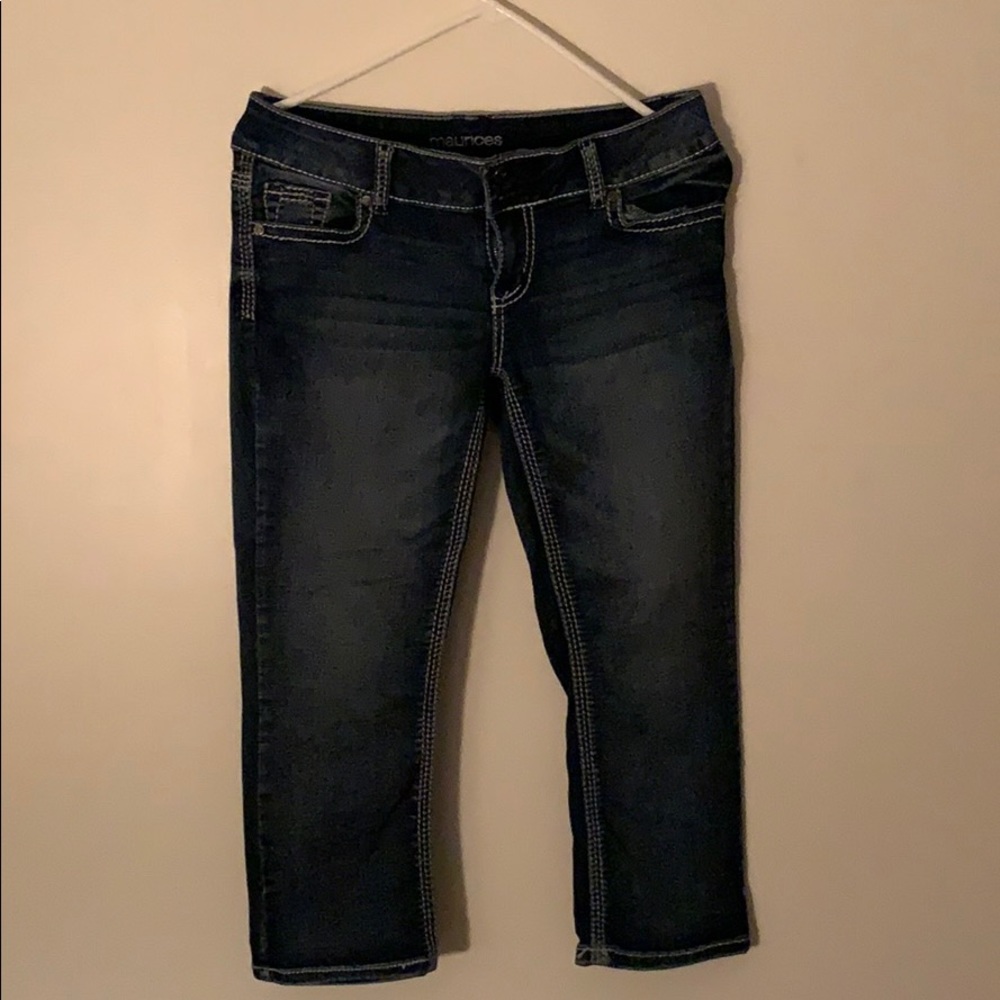 Dark blue capris